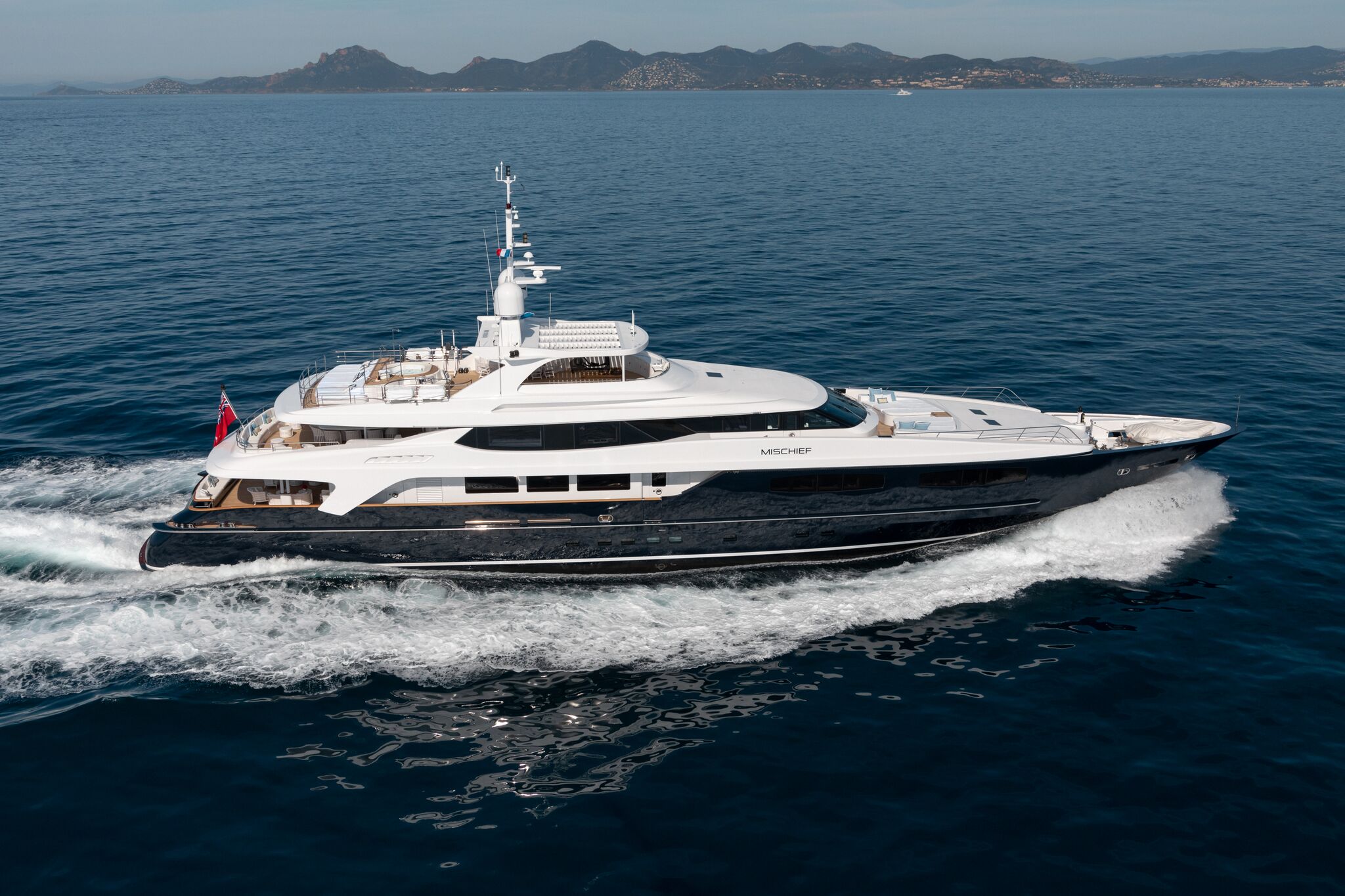 Mischief Super Yacht - Luxury Marine Charter